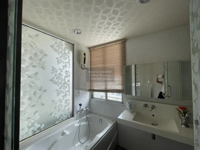 FOR SALE condo , Rhythm Ratchada , MRT-Ratchadaphisek , Sam Saen 