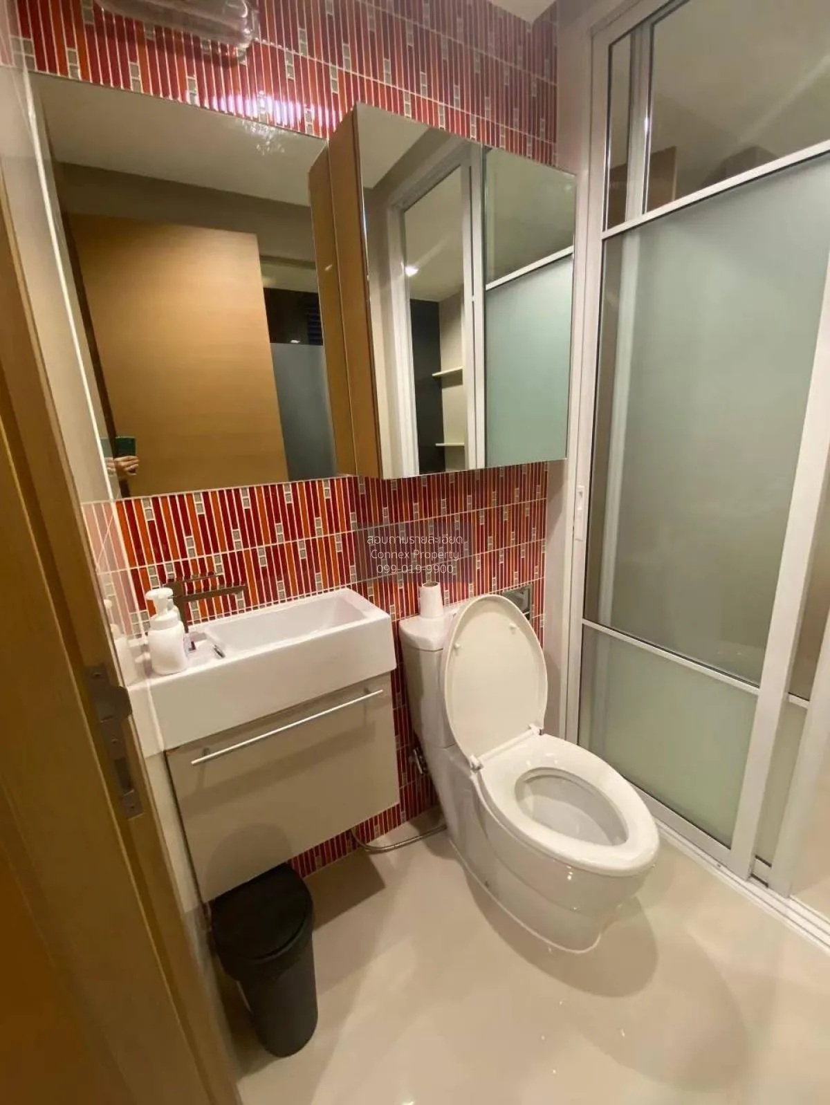 FOR RENT condo , Rhythm Ratchada - Huai Khwang , MRT-Huai Khwang 