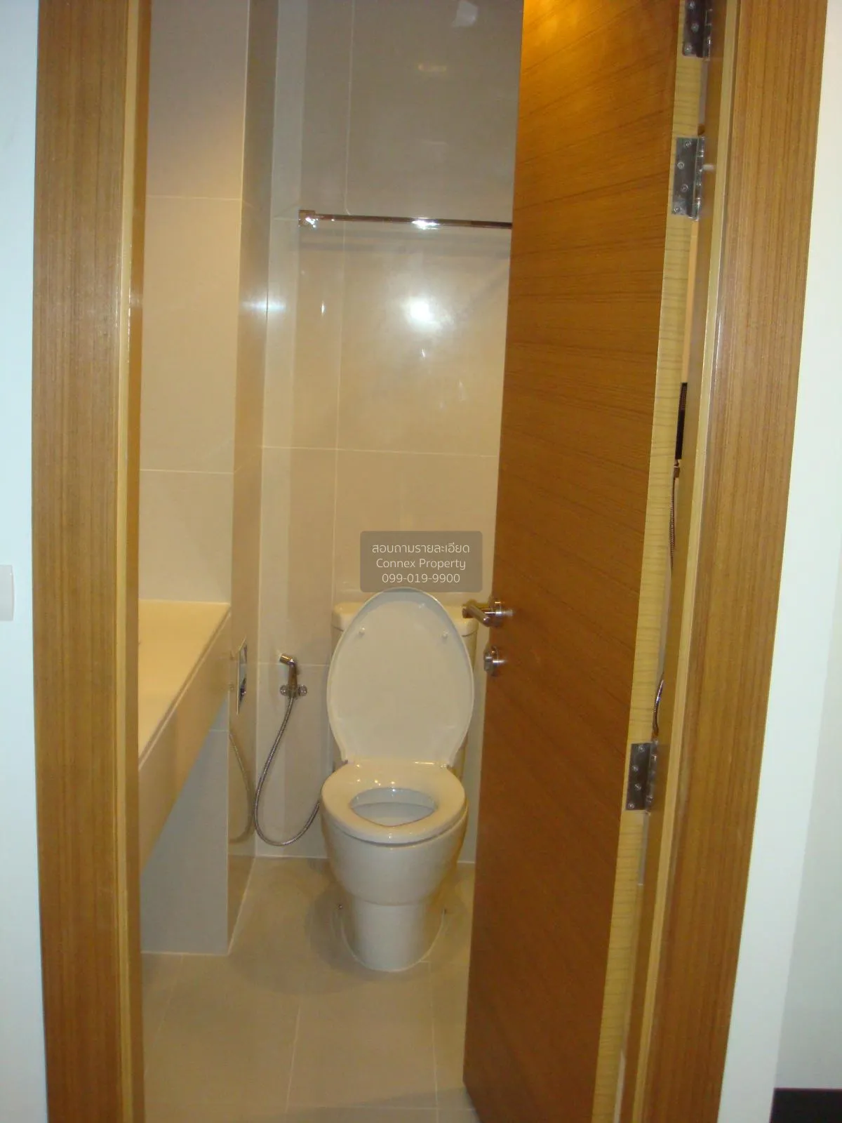 FOR RENT condo , Rhythm Ratchada - Huai Khwang , MRT-Huai Khwang 