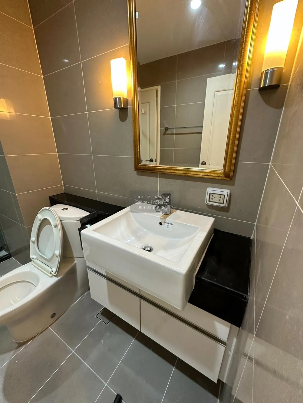 FOR RENT condo , Supalai Wellington , MRT-Thailand Cultural Centr