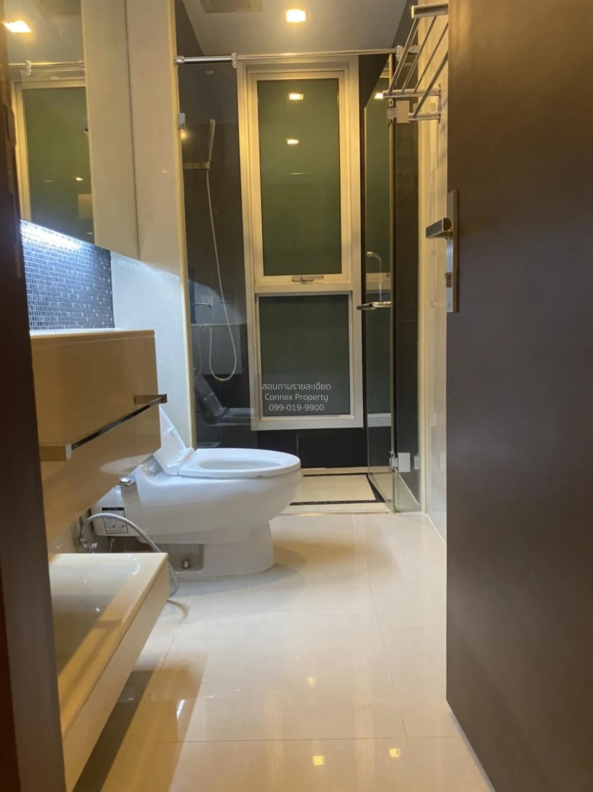 เช่าคอนโด  ดิ แอดเดรส อโศก MRT-เพชรบุรี มักกะสัน เขต ราชเทวี กรุง