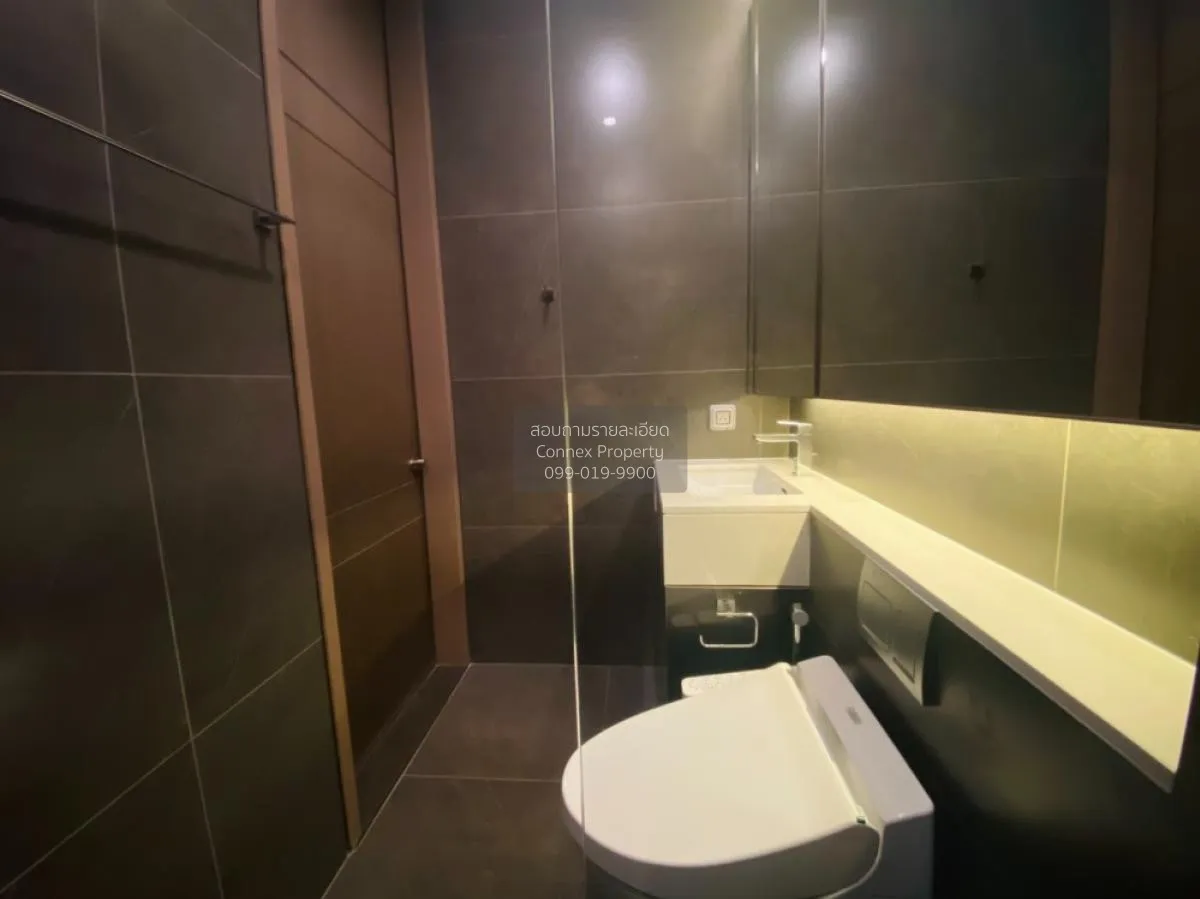 FOR RENT condo , The Esse at Singha Complex , MRT-Phetchaburi , B