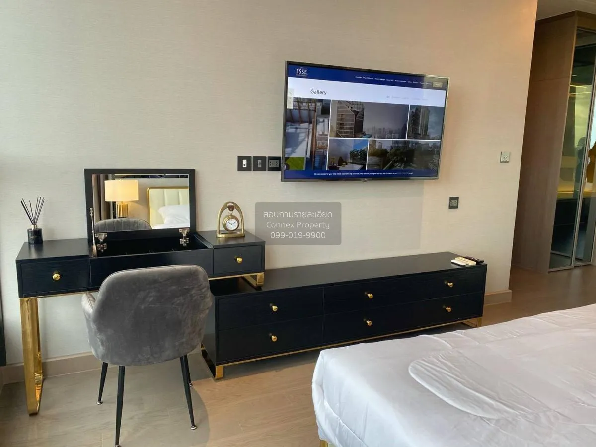 FOR RENT condo , The Esse at Singha Complex , MRT-Phetchaburi , B