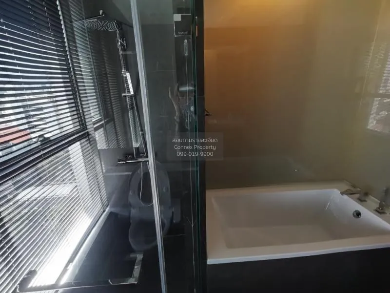 FOR RENT condo , The Esse at Singha Complex , MRT-Phetchaburi , B