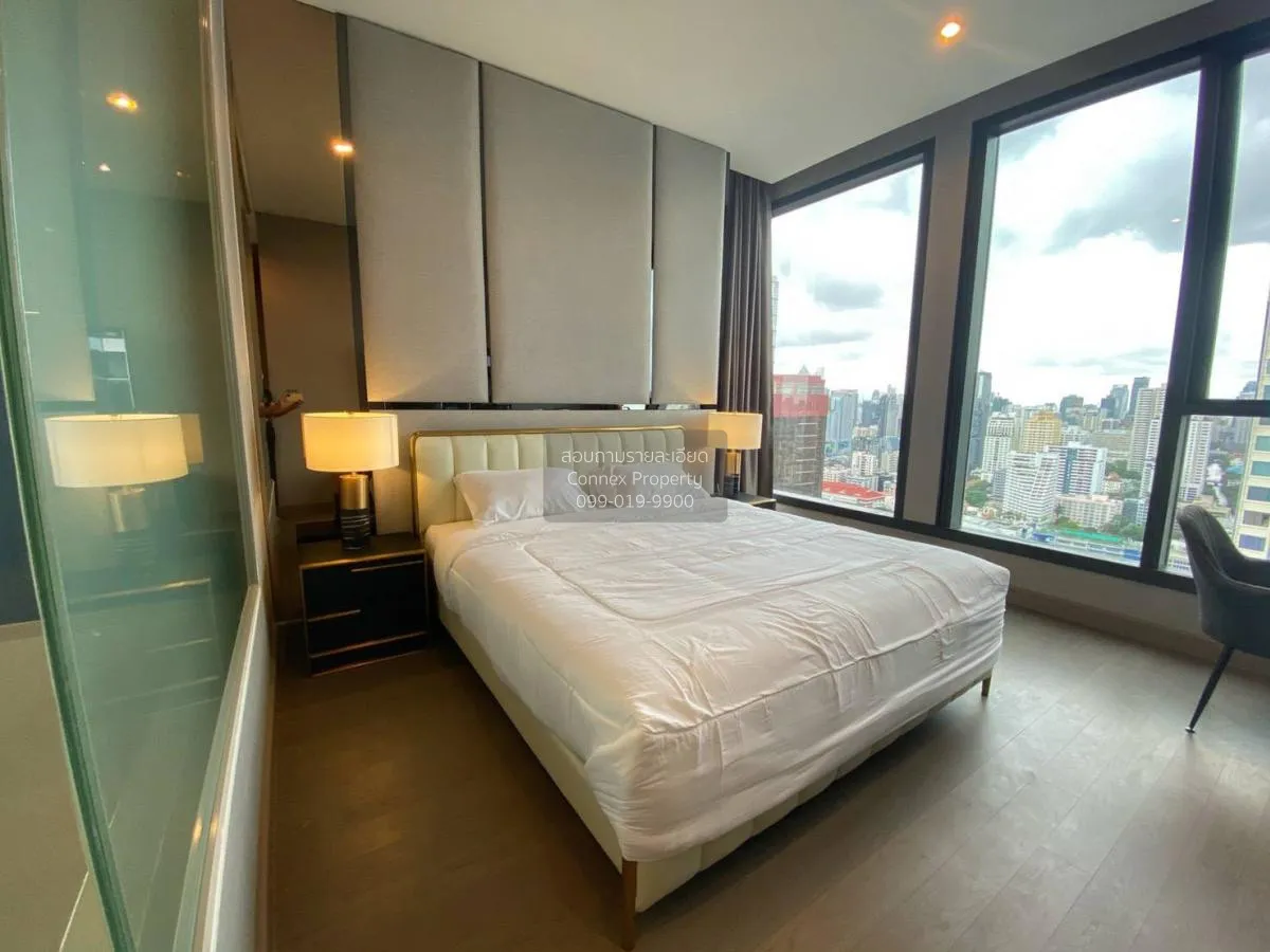 FOR SALE condo , The Esse at Singha Complex , MRT-Phetchaburi , B