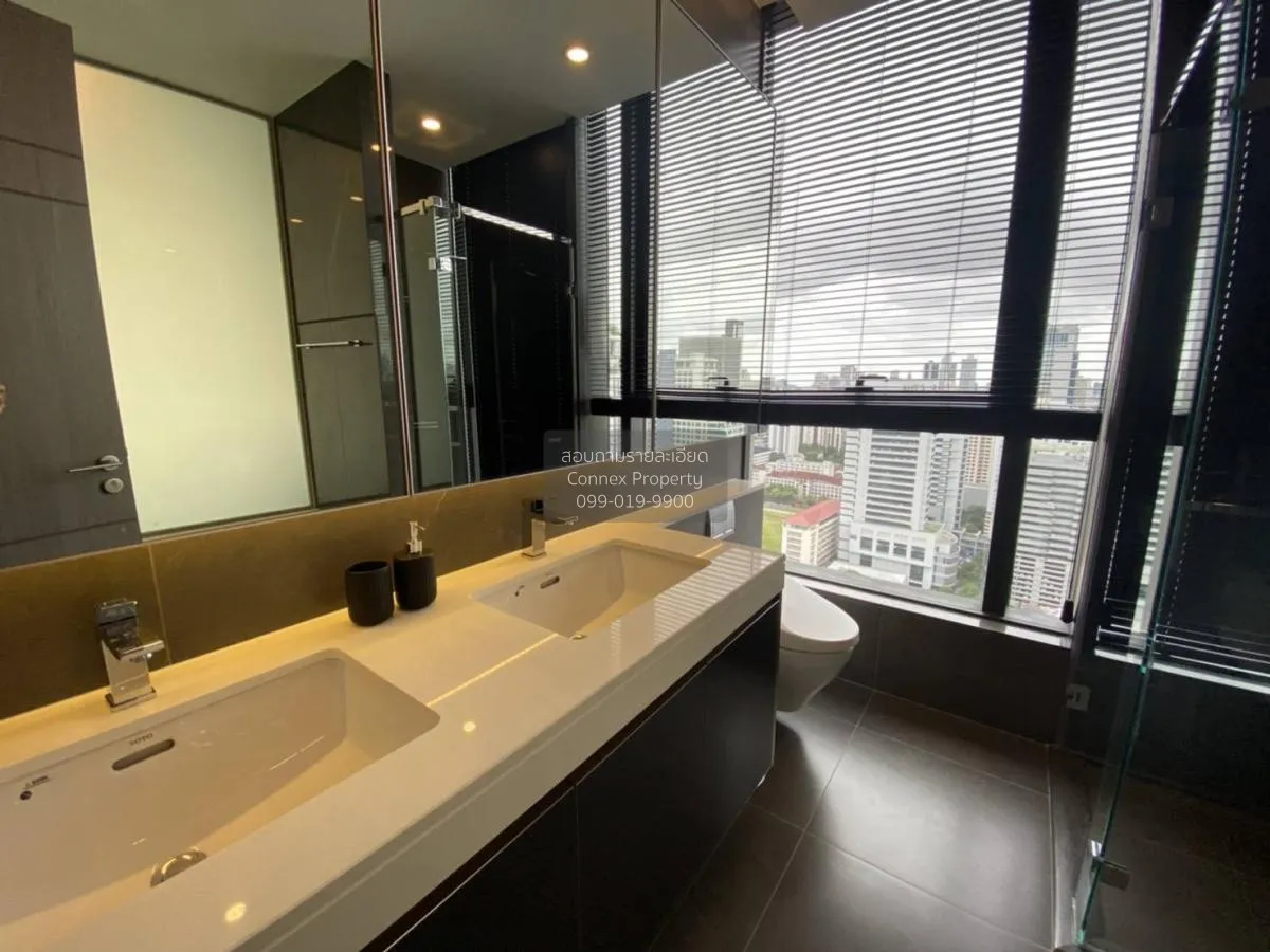 FOR SALE condo , The Esse at Singha Complex , MRT-Phetchaburi , B