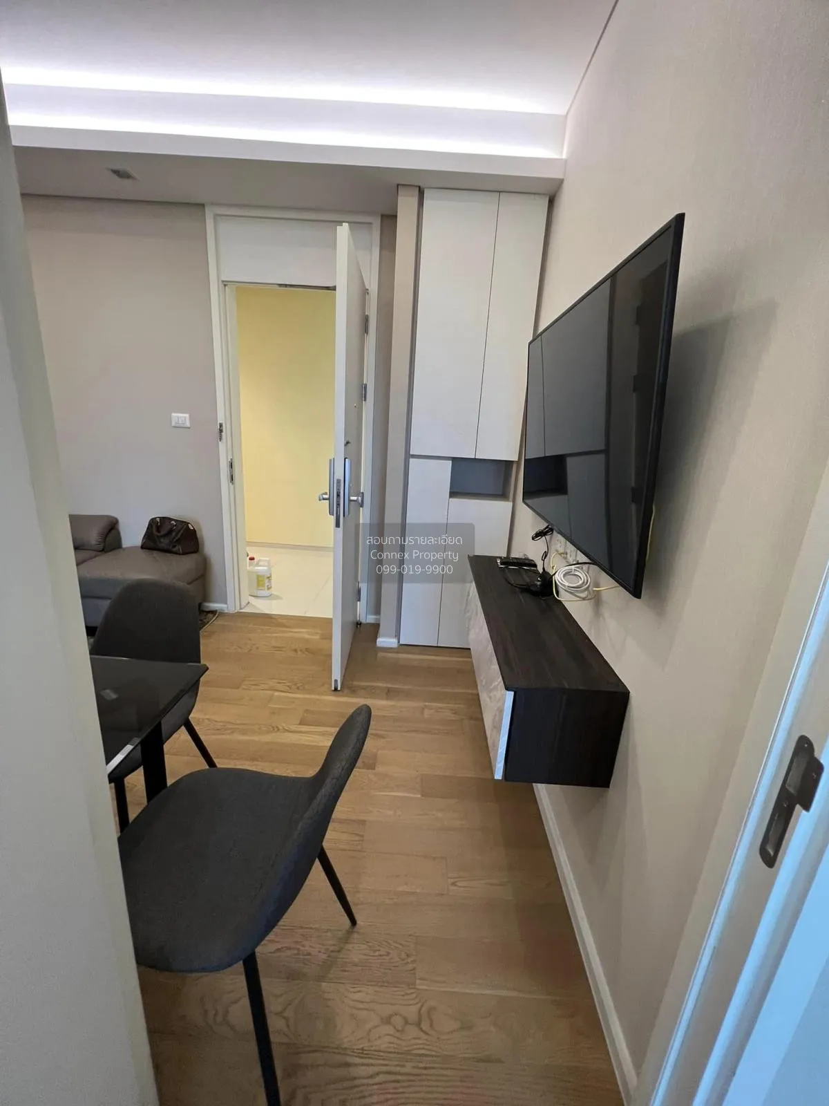 FOR RENT condo , The Saint Residences , BTS-Phahon Yothin 59 , Ch 4