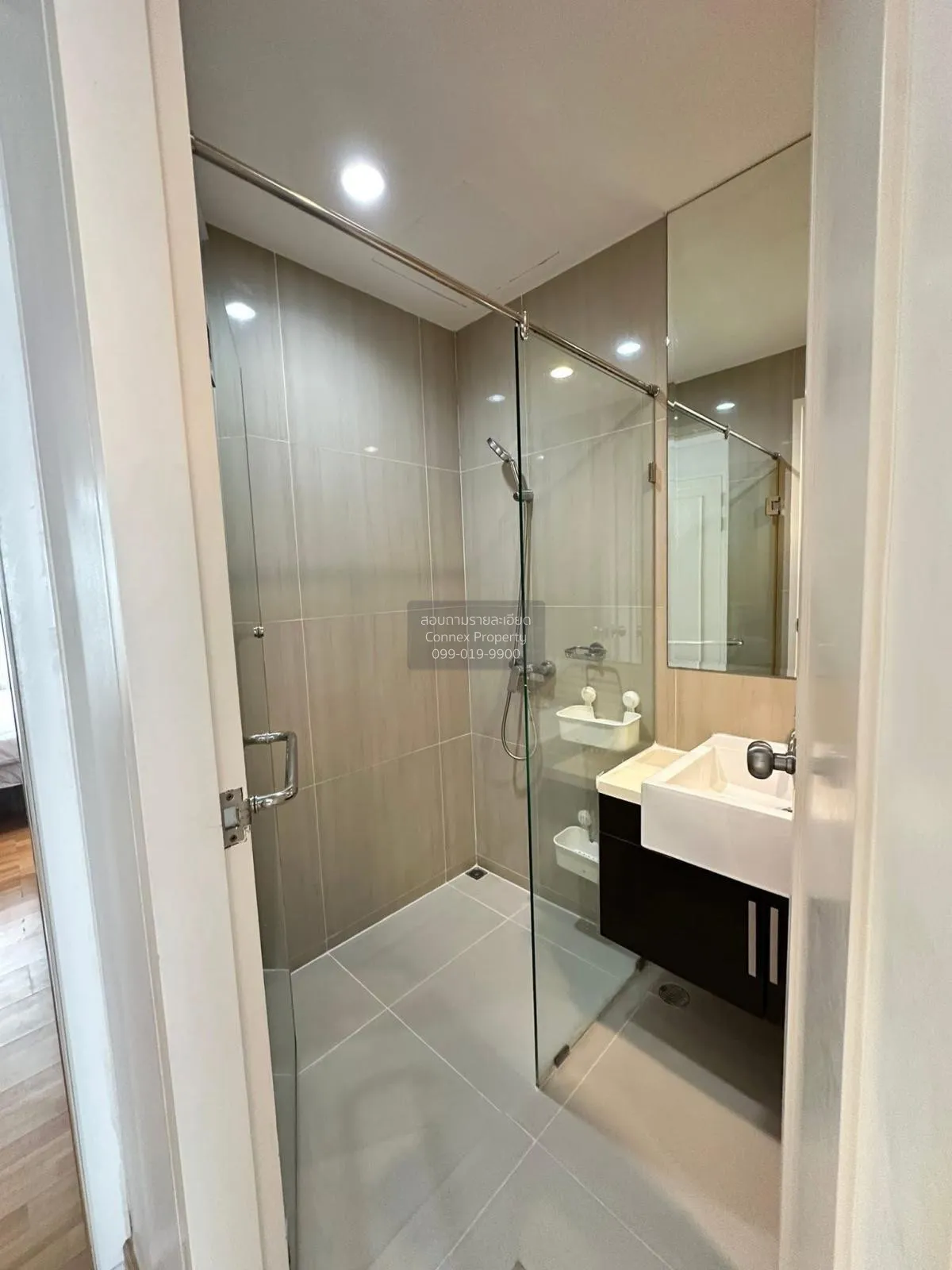 เช่าคอนโด  วิลล่า อโศก MRT-เพชรบุรี มักกะสัน เขต ราชเทวี กรุงเทพ 