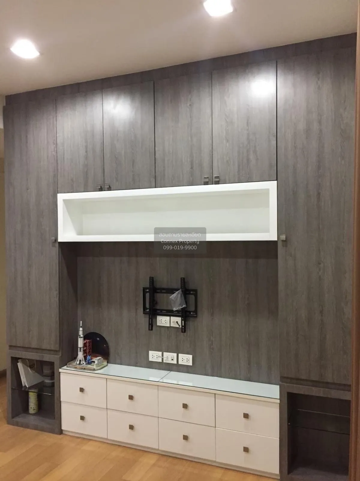 FOR SALE condo , Equinox Phahol - Vibha , BTS-Phahon Yothin 59 ,  2