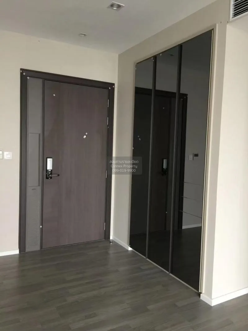 FOR SALE condo , 333 Riverside , nice view , high floor , river v 2