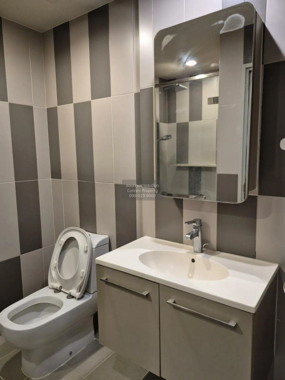 เช่าคอนโด  ออนิกซ์ พหลโยธิน BTS-สะพานควาย สามเสนใน เขต พญาไท กรุง