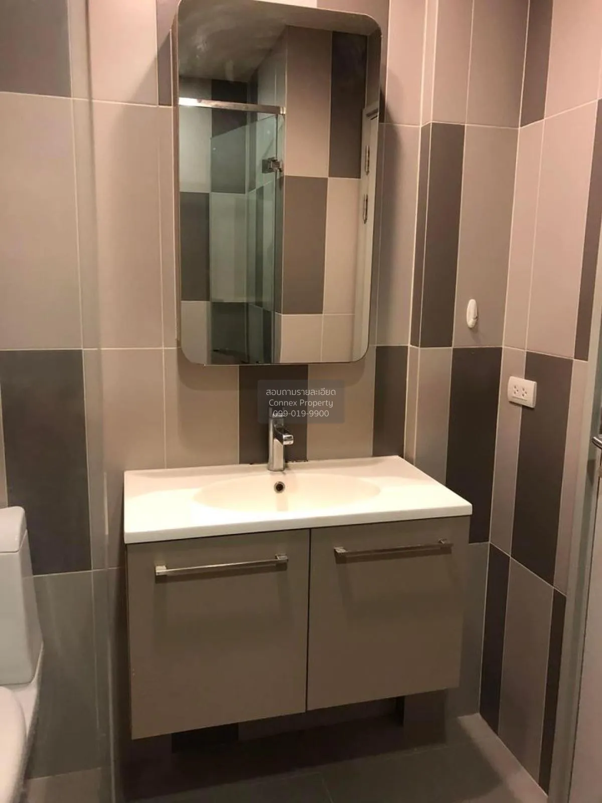 เช่าคอนโด  ออนเน็กซ์ พหลโยธิน BTS-สะพานควาย สามเสนใน เขต พญาไท กร