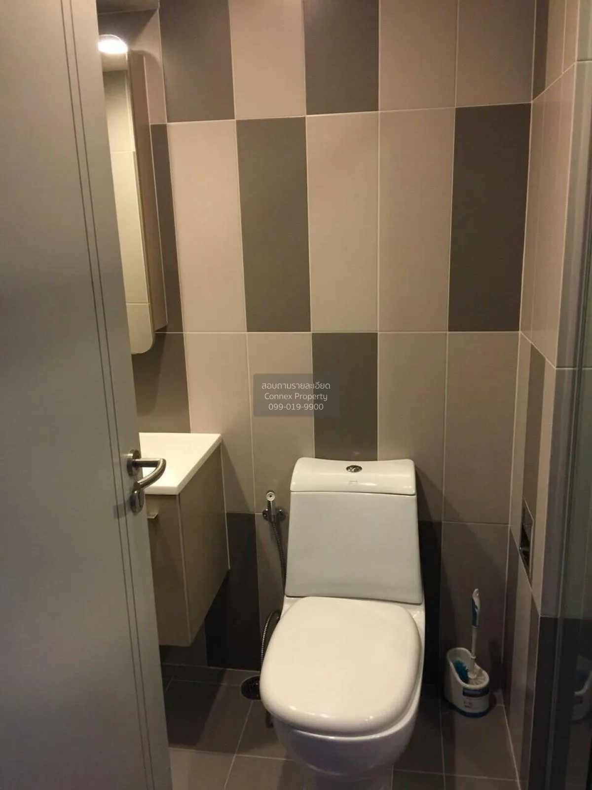 เช่าคอนโด  ออนเน็กซ์ พหลโยธิน BTS-สะพานควาย สามเสนใน เขต พญาไท กร