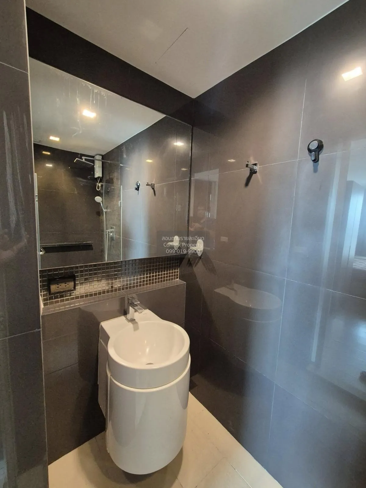 เช่าคอนโด  ริทึ่ม พหล - อารีย์ BTS-สะพานควาย สามเสนใน เขต พญาไท ก