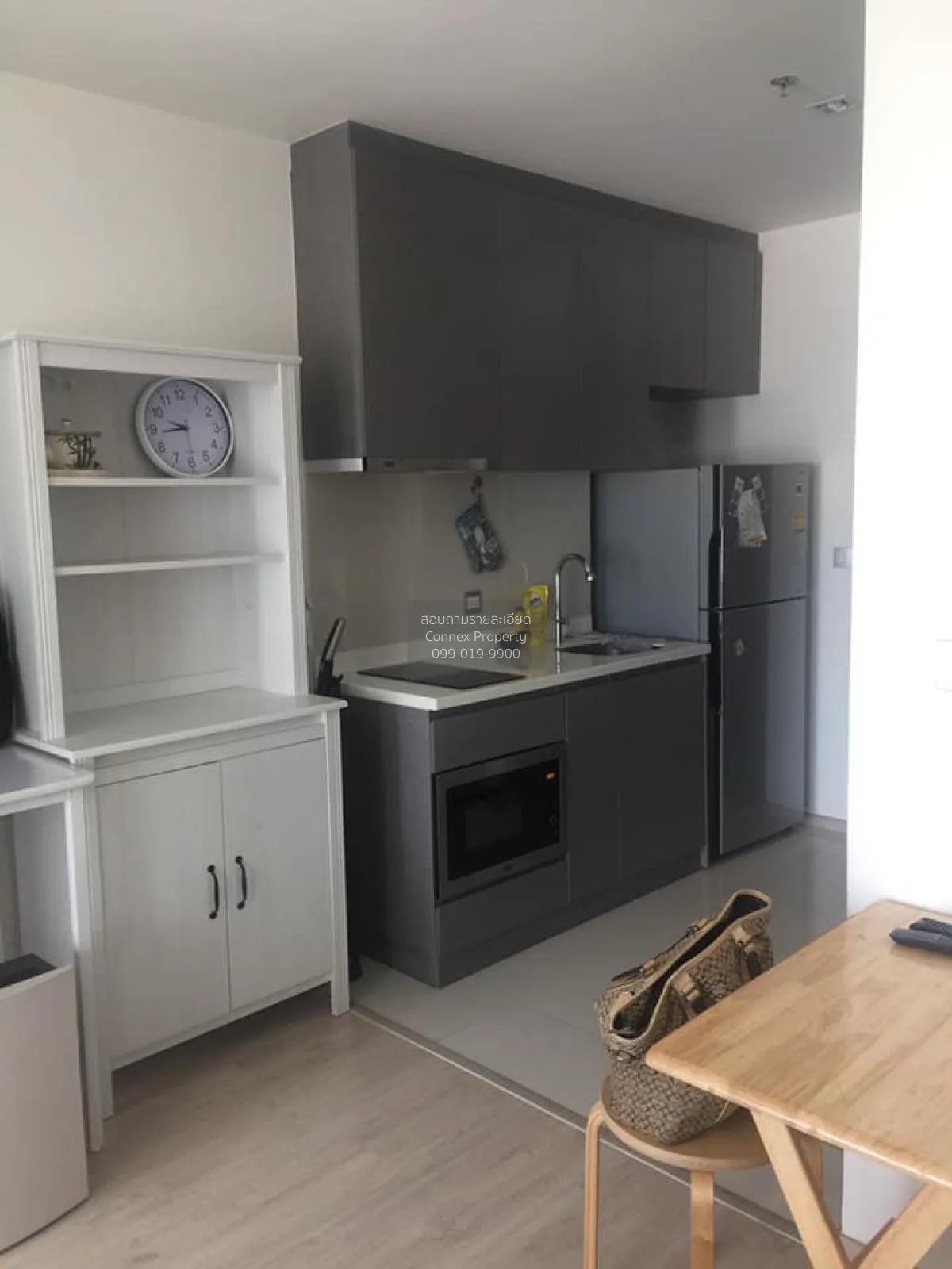 เช่าคอนโด  ริธึ่ม รางน้ำ BTS-อนุสาวรีย์ชัยสมรภูมิ ถนนพญาไท เขต รา 3