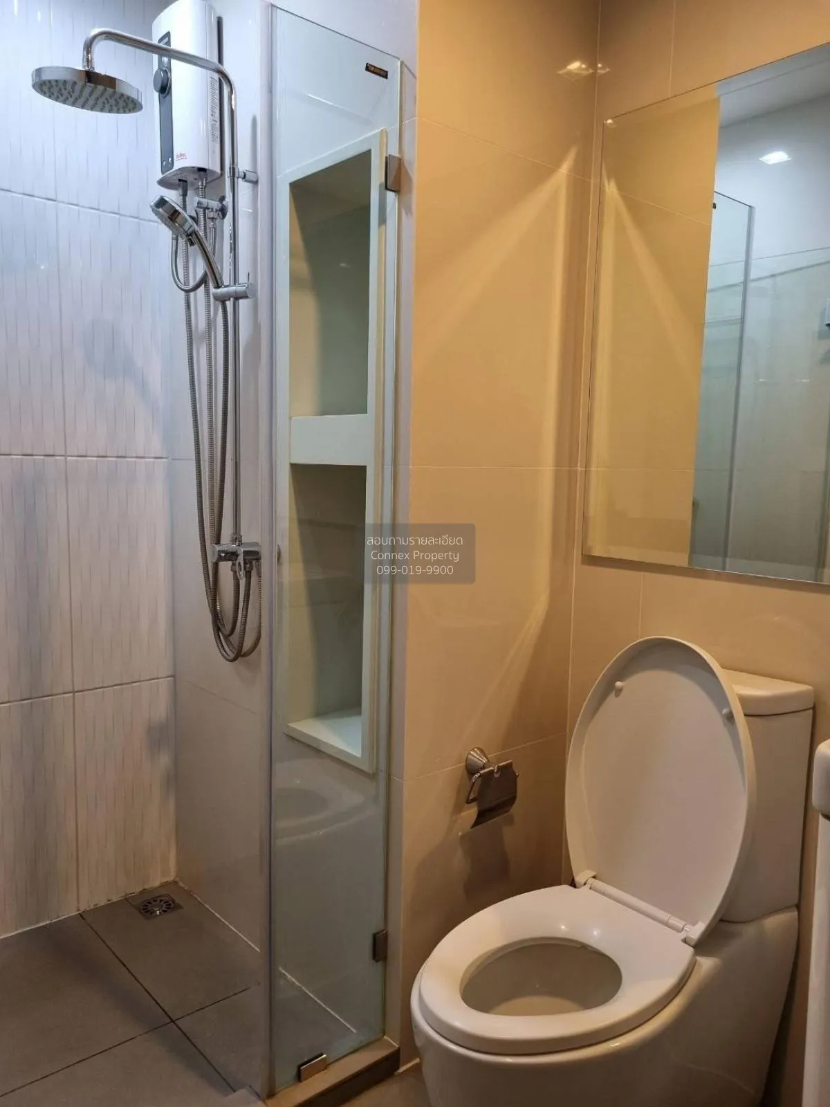 เช่าคอนโด  ริธึ่ม รางน้ำ BTS-อนุสาวรีย์ชัยสมรภูมิ ถนนพญาไท เขต รา