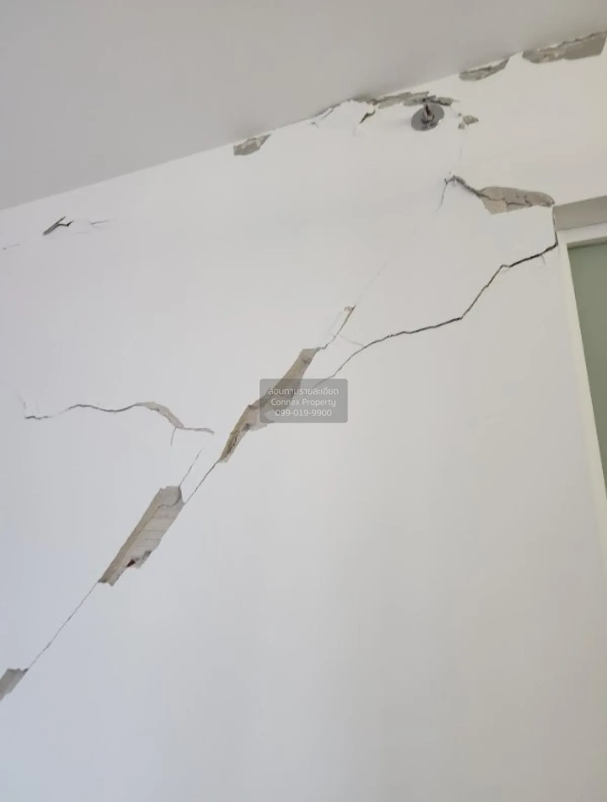 FOR RENT condo , Triple Y Residence , MRT-Sam Yan , Wang Mai , Pa