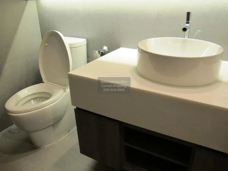 FOR RENT condo , Trapezo Sukhumvit 16 , MRT-Queen Sirikit Nationa