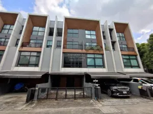 ขายทาวน์โฮม  อาร์เด้น ลาดพร้าว 71 ลาดพร้าว เขต ลาดพร้าว กรุงเทพ CX-52927