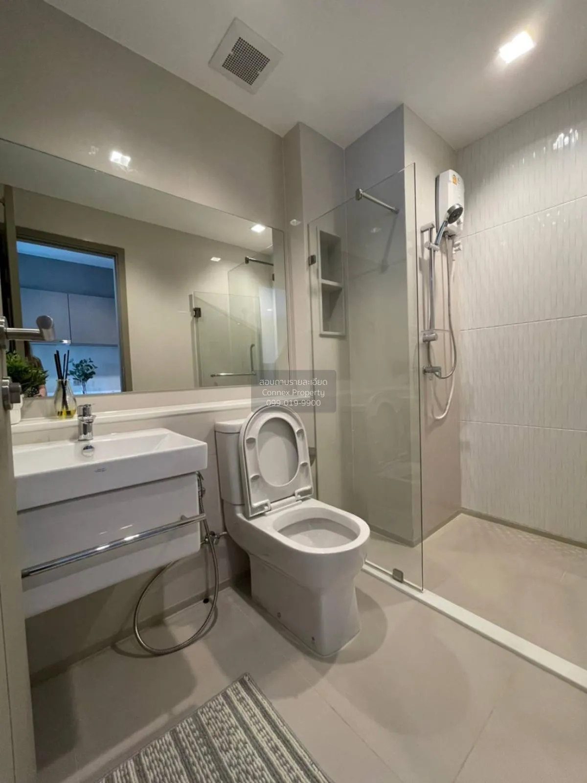 FOR RENT condo , Life Asoke - Rama 9 , nice view , high floor , M