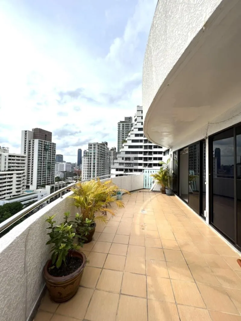 FOR RENT condo , Supalai Place Sukhumvit 39 , BTS-Phrom Phong , K