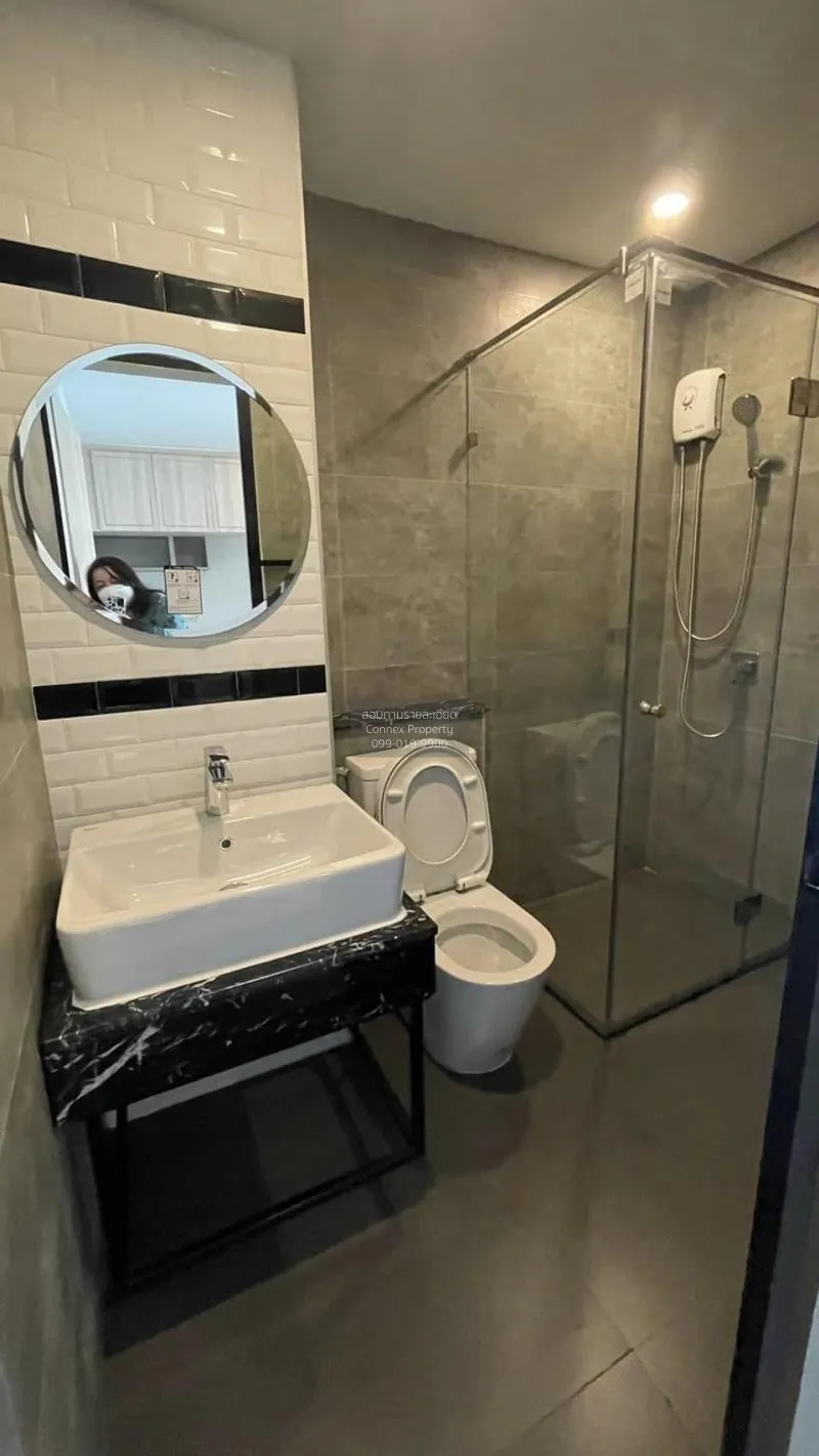 FOR RENT condo , Brix Condominium , high floor , MRT-Sirindhorn ,