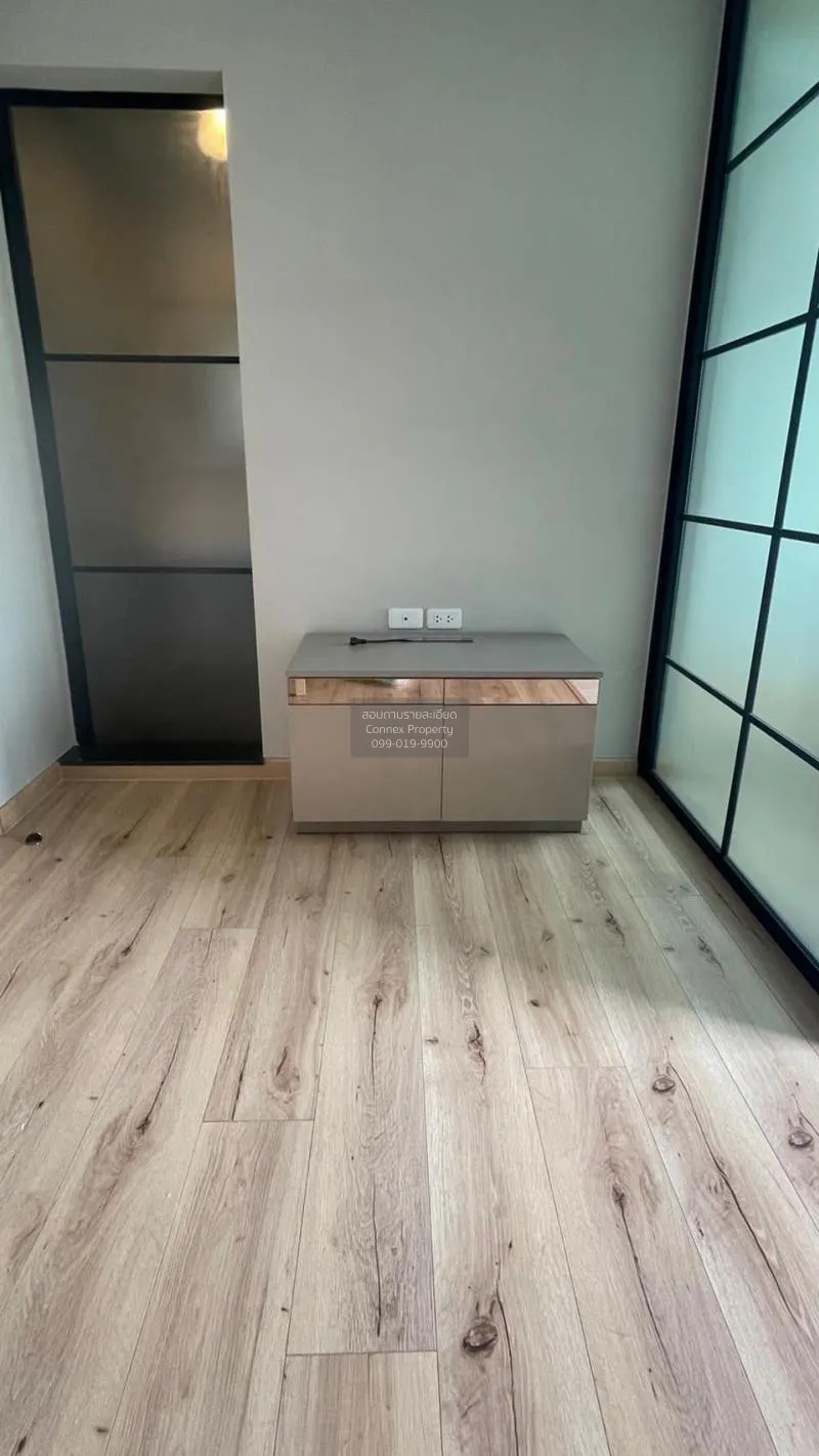 FOR RENT condo , Brix Condominium , high floor , MRT-Sirindhorn , 3