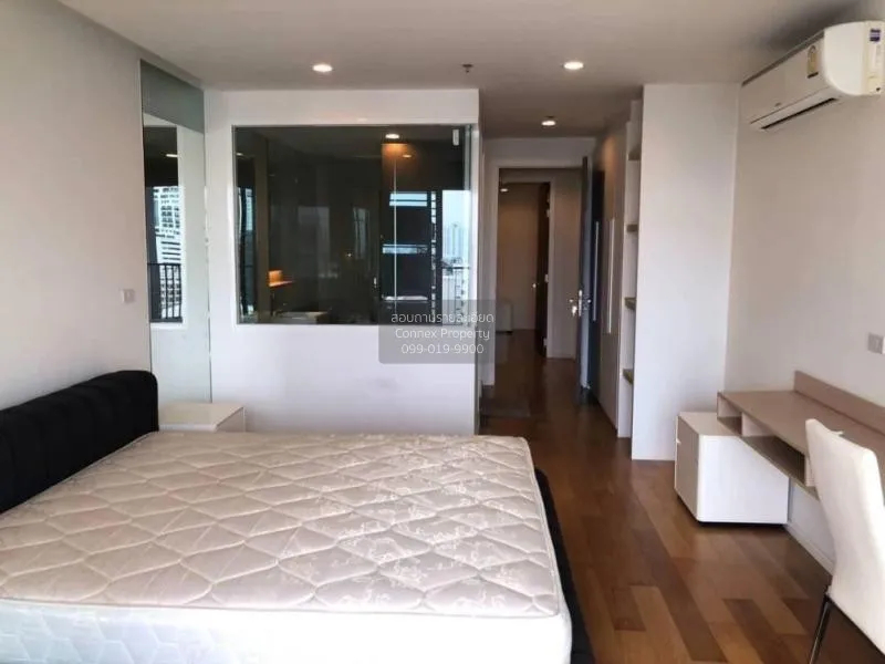 FOR RENT condo , 15 Sukhumvit Residences , nice view , high floor