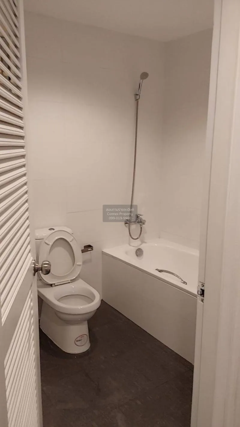 FOR RENT condo , Acadamia Grand , nice view , high floor , BTS-Ph