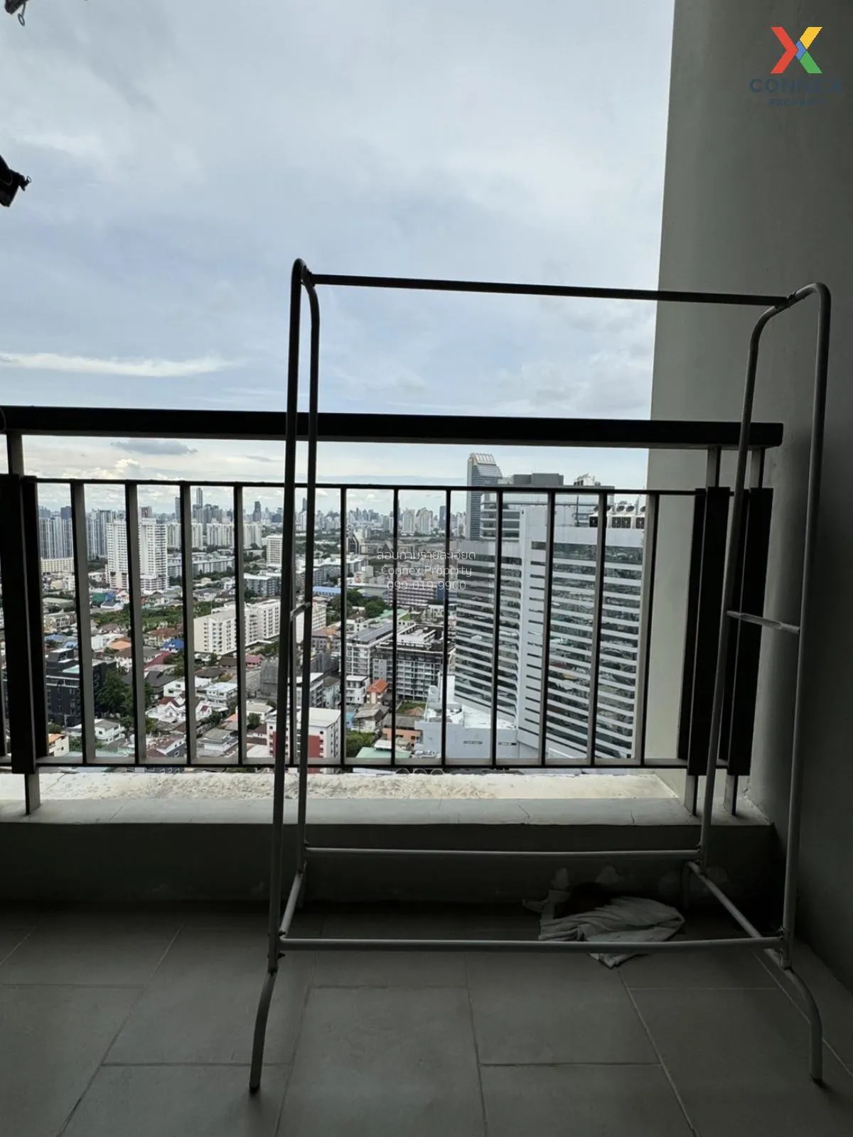 FOR RENT condo , Rhythm Ratchada - Huai Khwang , MRT-Huai Khwang 