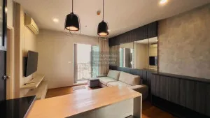 FOR RENT condo , Hive Taksin , high floor , BTS-Wongwian Yai , Khlong Ton Sai , Khlong San , Bangkok , CX-54169