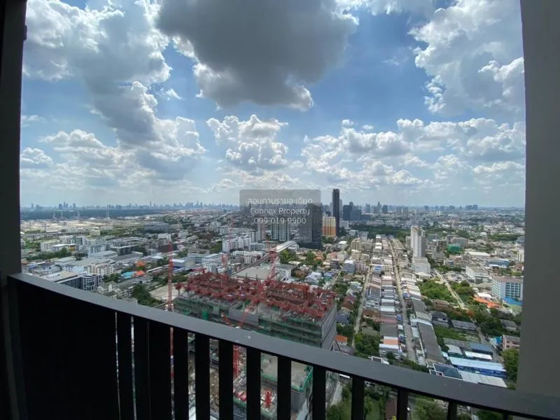 FOR RENT condo , Whizdom Essence , BTS-Punnawithi , Phra Khanong 