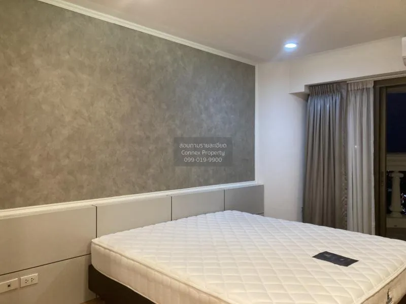FOR RENT condo , State Tower , BTS-Saphan Taksin , Silom , Bang R