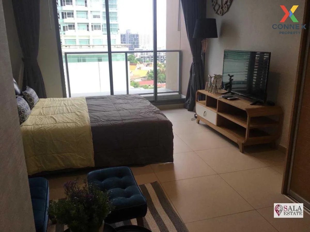 FOR SALE condo , The Lofts Ekkamai , BTS-Ekkamai , Phra Khanong N