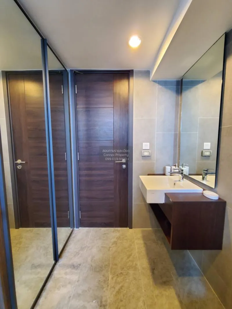 FOR RENT condo , C Ekkamai , high floor , wide frontage , BTS-Ekk