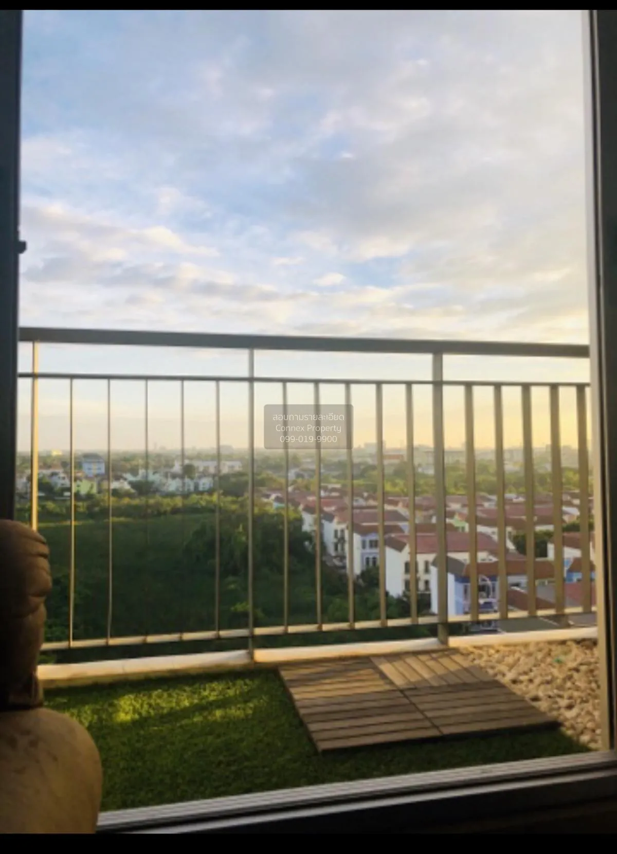 FOR SALE condo , The Parkland Srinakarin Lakeside , Bang Na , Don