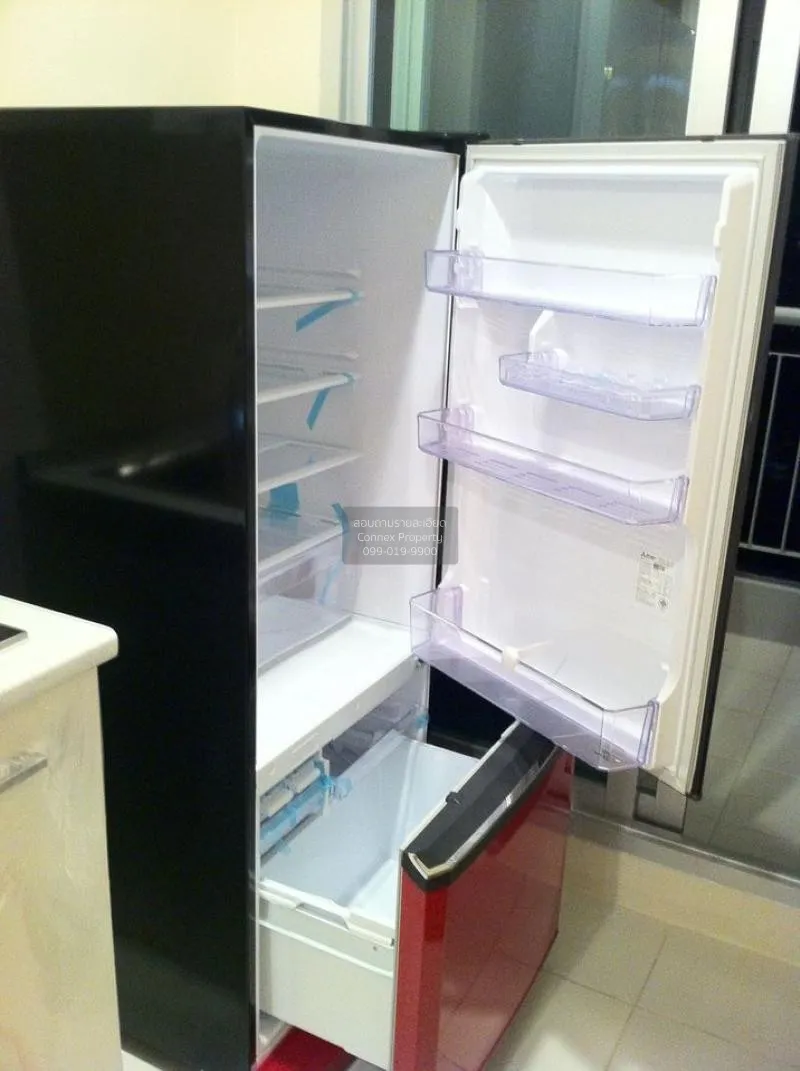 FOR RENT condo , Life @ Sathorn 10 , nice view , high floor , BTS