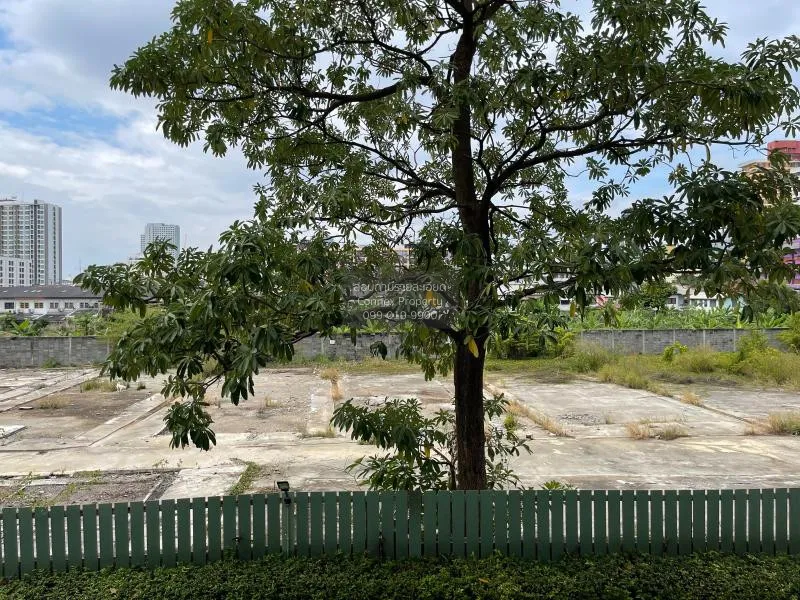 FOR SALE condo , Lumpini Ville Cultural Center , MRT-Huai Khwang 