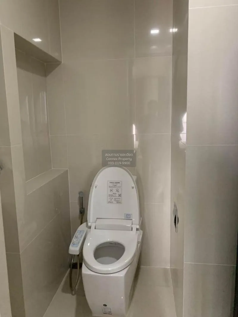 FOR RENT condo , RHYTHM Sukhumvit 44/1 , nice view , high floor ,