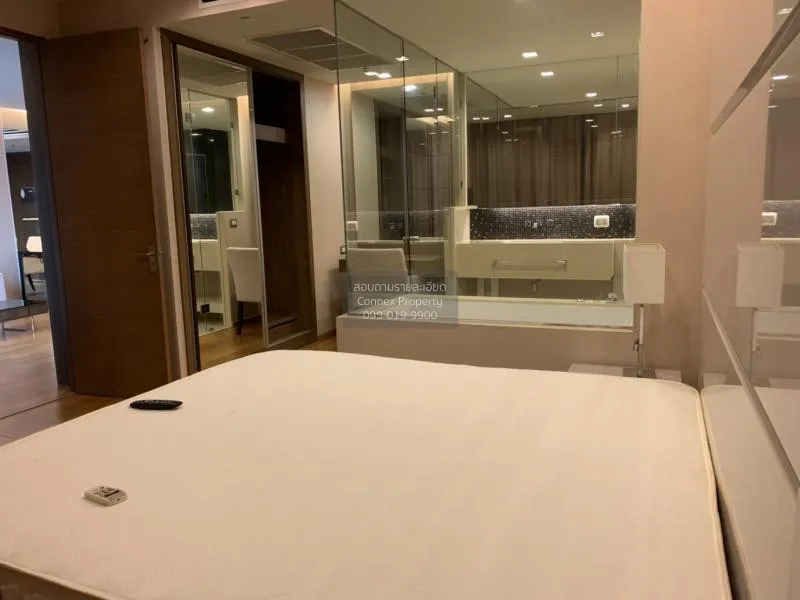 FOR RENT condo , The Address Sathorn , high floor , BTS-Saint Lou