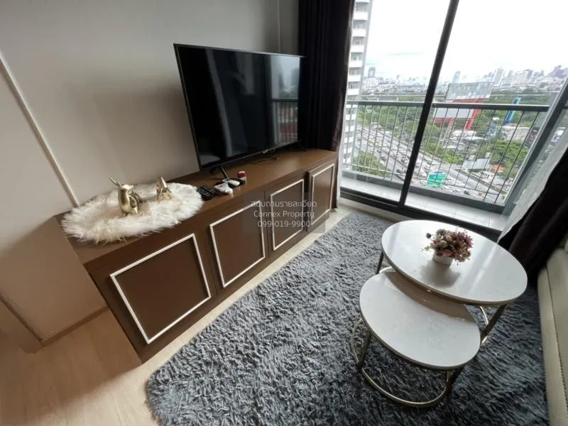 FOR RENT condo , Life One Wireless , nice view , high floor , BTS 3