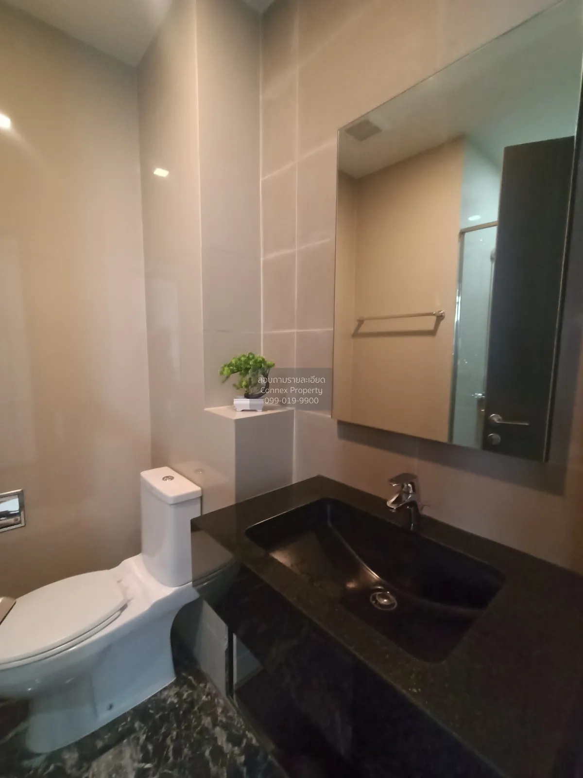 FOR RENT condo , EDGE Sukhumvit 23 , BTS-Asok , Khlong Toei Nuea 
