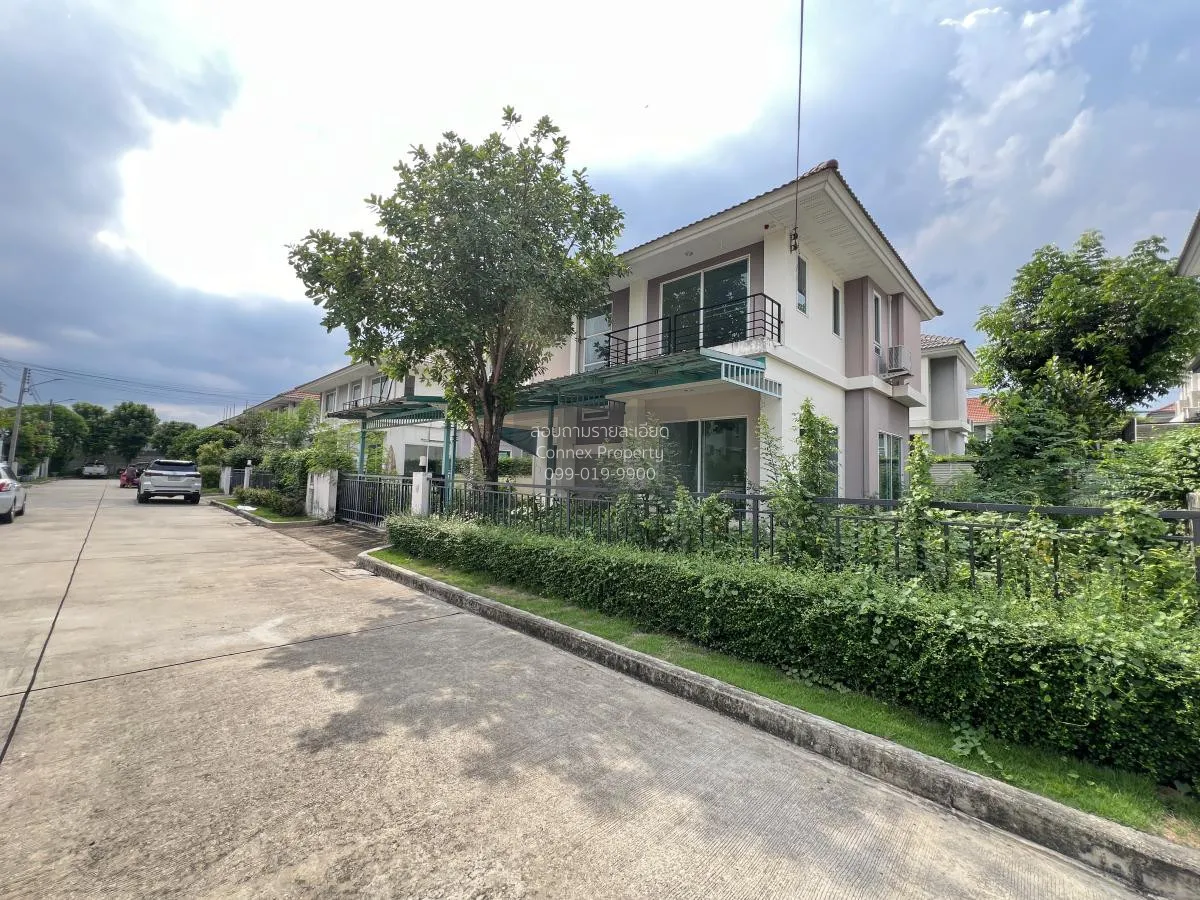 ขายบ้านเดี่ยว  ไลฟ์ บางกอก บูเลอวาร์ด รังสิต หน้ากว้าง ประชาธิปัต