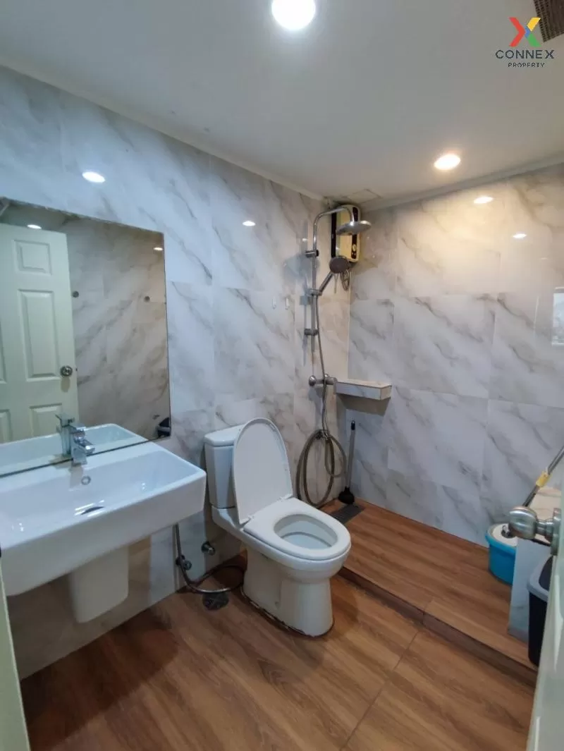 FOR SALE condo , Lumpini Ville Cultural Center , MRT-Huai Khwang 