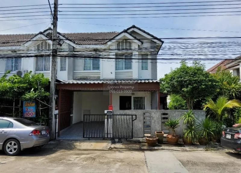 Townhouse for sale, corner room, Pruksa village 63/1, next to Tiw 1