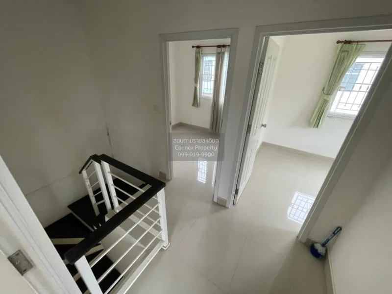 Townhouse for sale, corner room, Pruksa village 63/1, next to Tiw