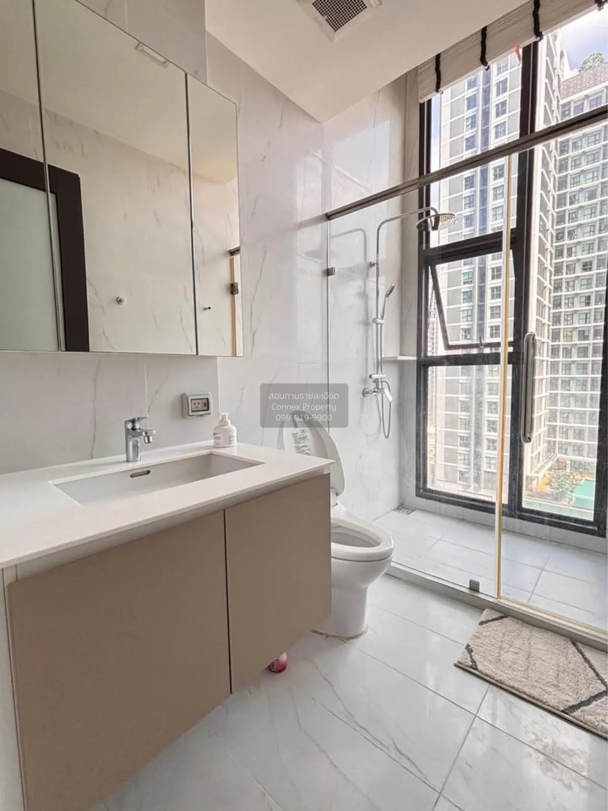 FOR SALE condo , Chewathai Residence Asoke , MRT-Phra Ram 9 , Mak