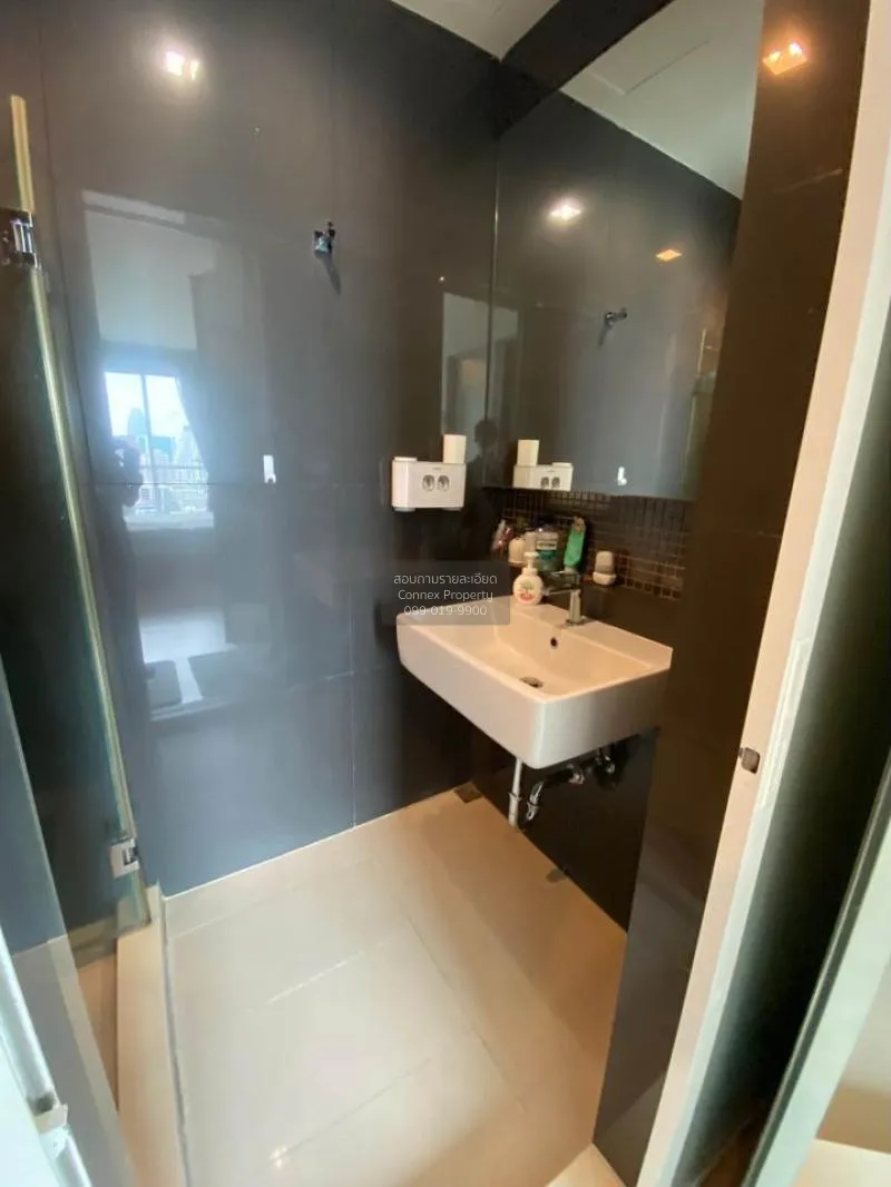 FOR RENT condo , Rhythm Phahol - Ari , nice view , high floor , B