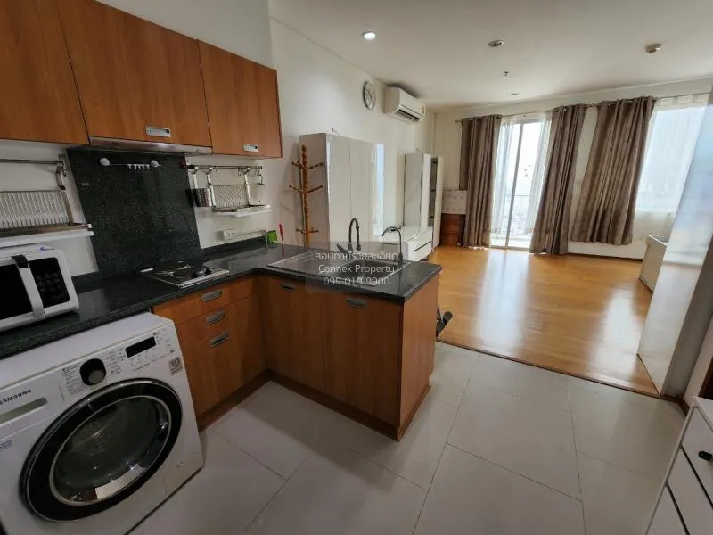 FOR RENT condo , Villa Sathorn , corner unit , BTS-Krung Thon Bur 1