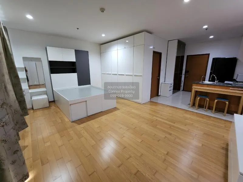 FOR RENT condo , Villa Sathorn , corner unit , BTS-Krung Thon Bur